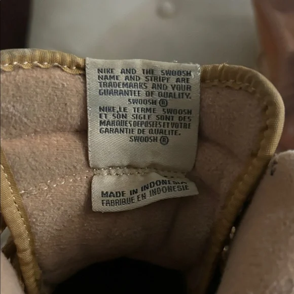 Nike Air Force 1 High Tops in Tan and Brown - Picture 6 of 6